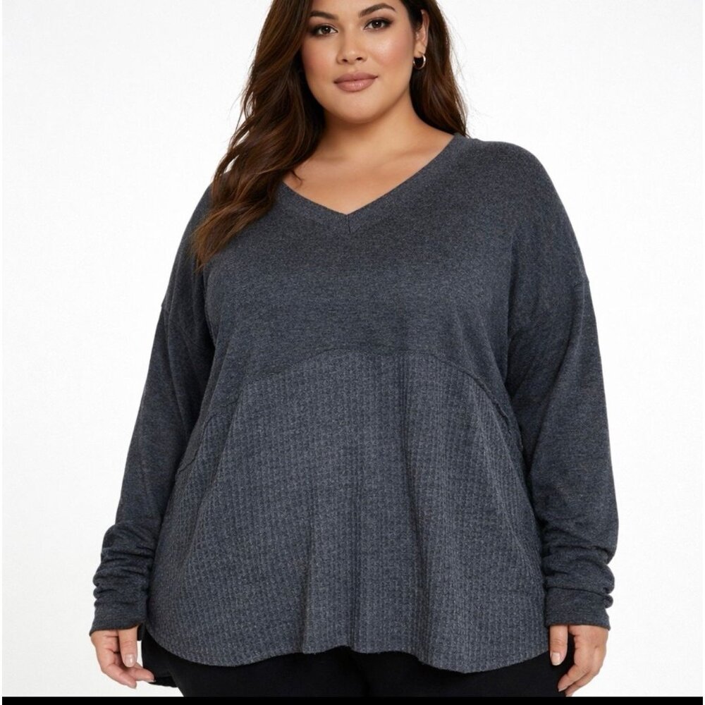 Knox Rose sweater top charcoal gray SZ XXL pull over V-Neck cris cross back